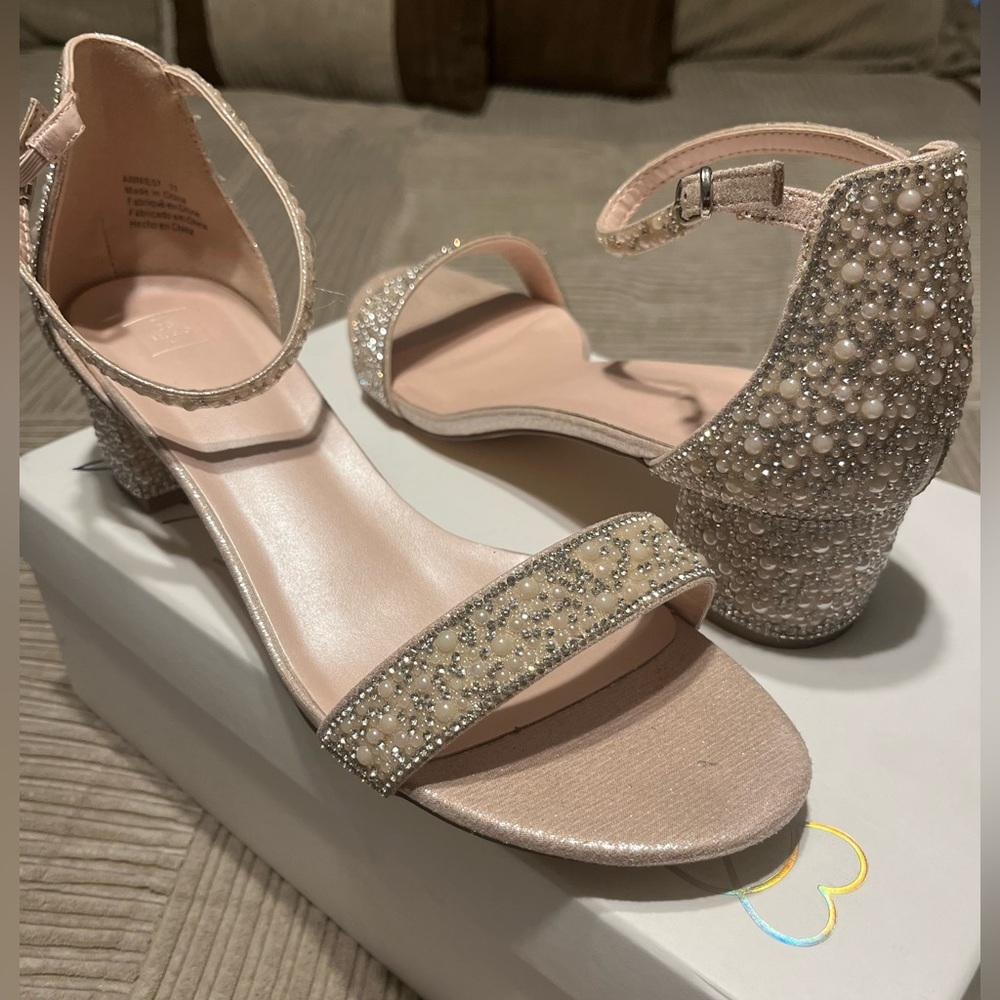 Annie57 ankle strap block heel